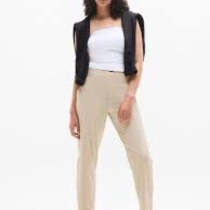 Athleta Brooklyn Ankle Pant Women’s Size 6 Beige Taupe Lightweight Tapered